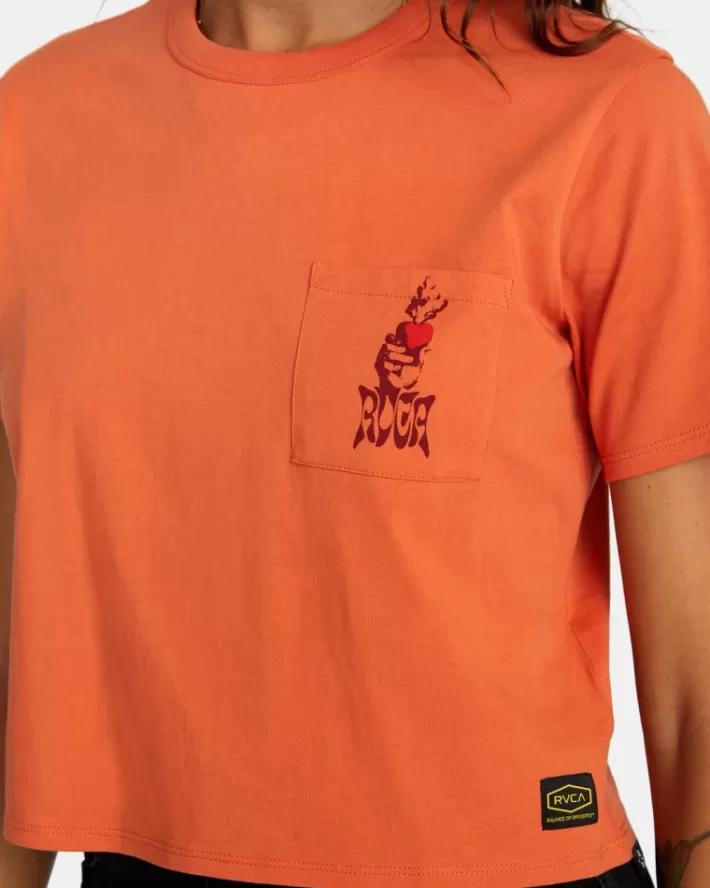 RVCA Camisetas Gráficas Burning Heart Pocket Tee Feminino | RWAUFK-903<MULHER Camisetas Gráficas