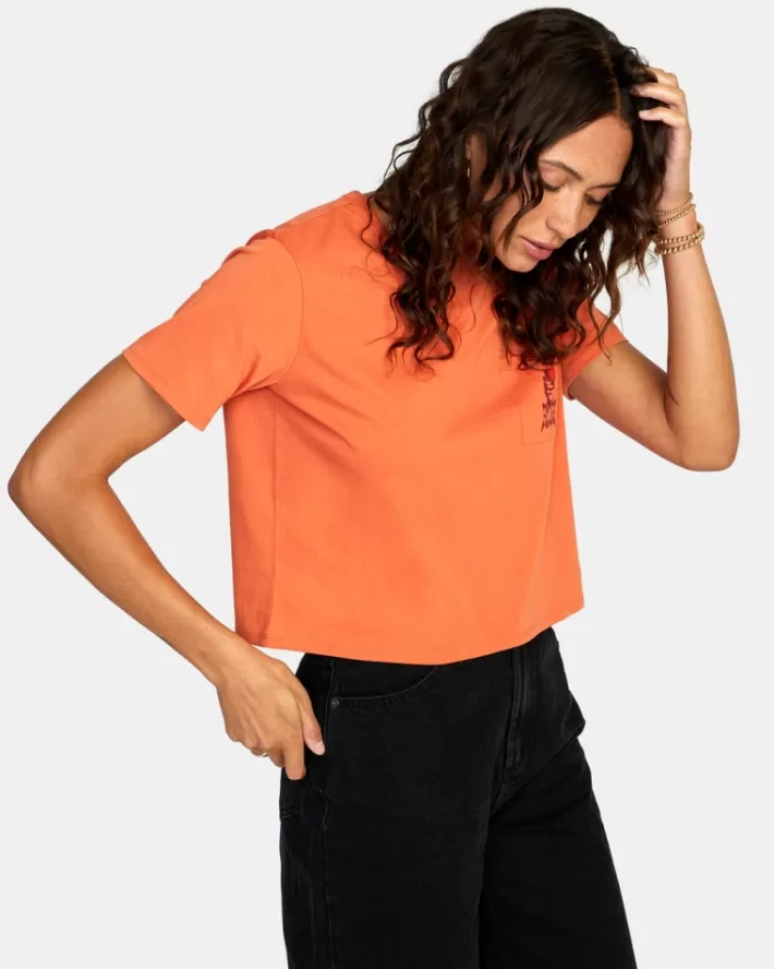 RVCA Camisetas Gráficas Burning Heart Pocket Tee Feminino | RWAUFK-903<MULHER Camisetas Gráficas