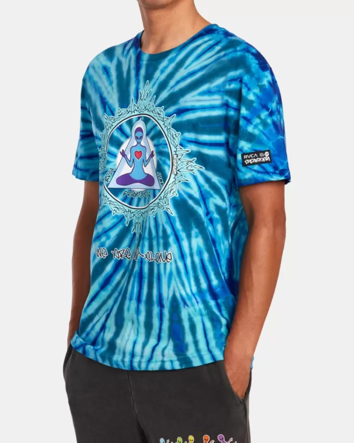 RVCA Camisetas Gráficas Freaktopia We Are Not Alone Tee Feminino | QUHFBP-978<MULHER Camisetas Gráficas